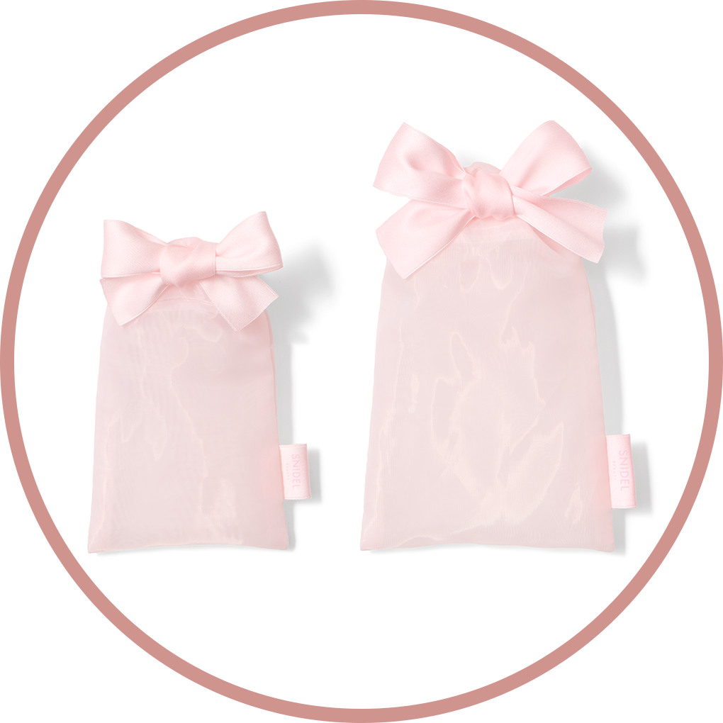 01.SNIDEL BEAUTY ギフトラッピング巾着 ＜S~M＞ 330円(税込)